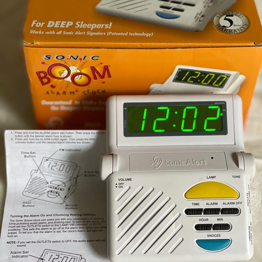 ••SOLD•• Sonic boom alarm clock